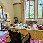 La Maison De Marie 住宿加早餐酒店 *