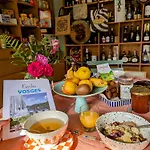 La Maison De Marie Bed & Breakfast *