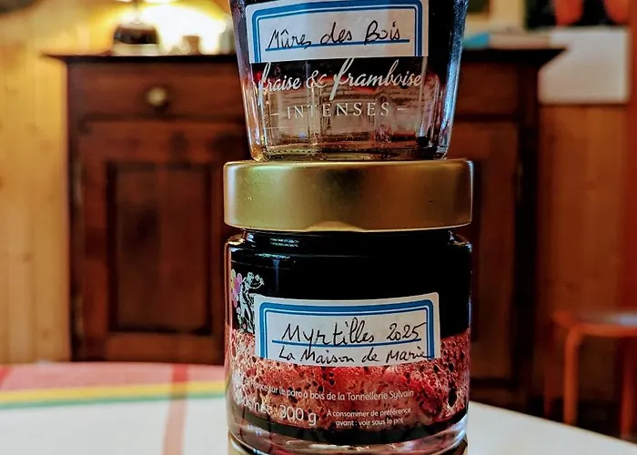 Alojamento de Acomodação e Pequeno-almoço La Maison De Marie *