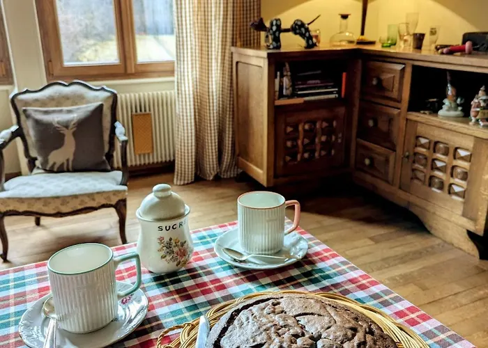 Alojamento de Acomodação e Pequeno-almoço La Maison De Marie *